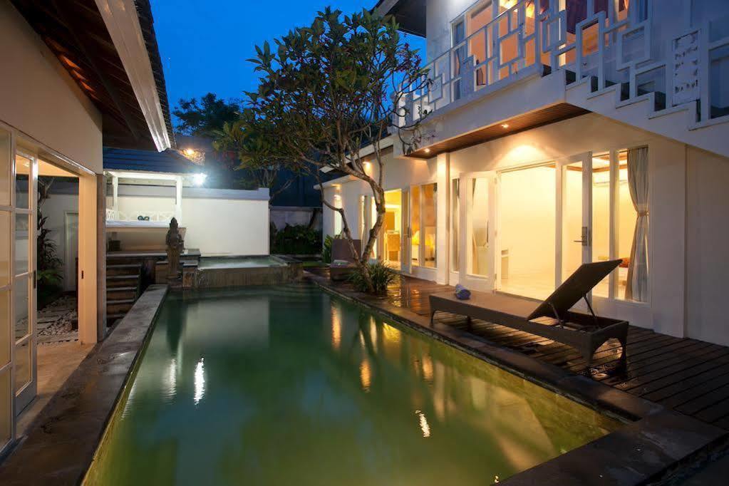 Bugan Villas Seminyak  Exterior photo