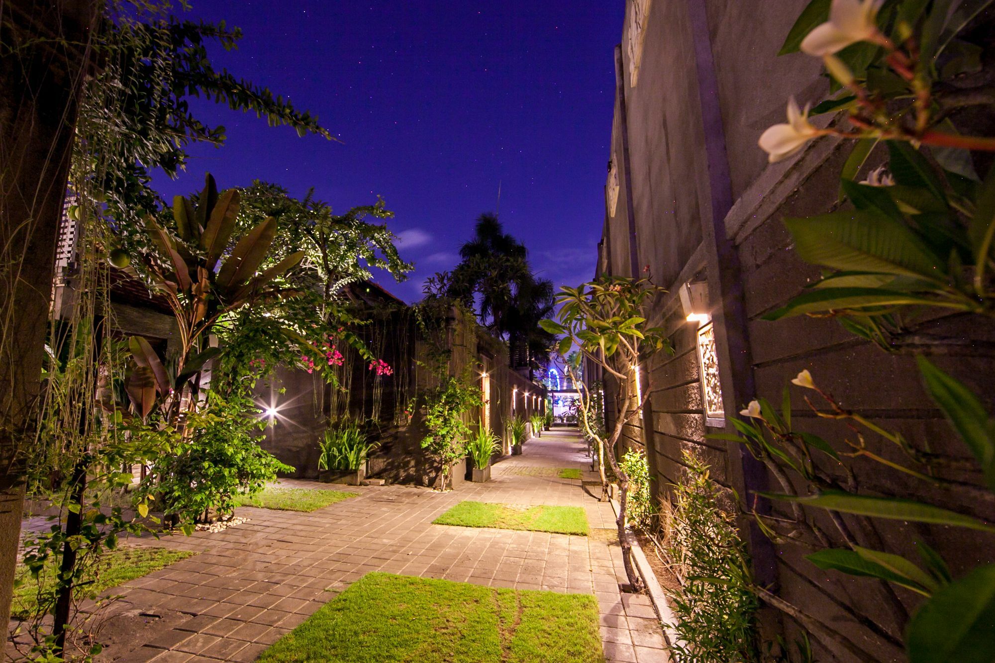 Bugan Villas Seminyak  Exterior photo